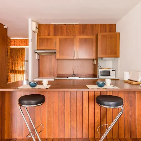 Apartment Studio Marines